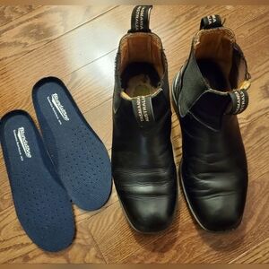 Blundstone Black Chisel Toe Women's Size 7.5